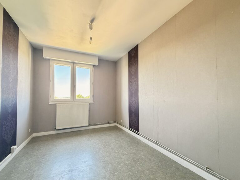 À vendre appartement 4 pièces 84 m² à LOOS