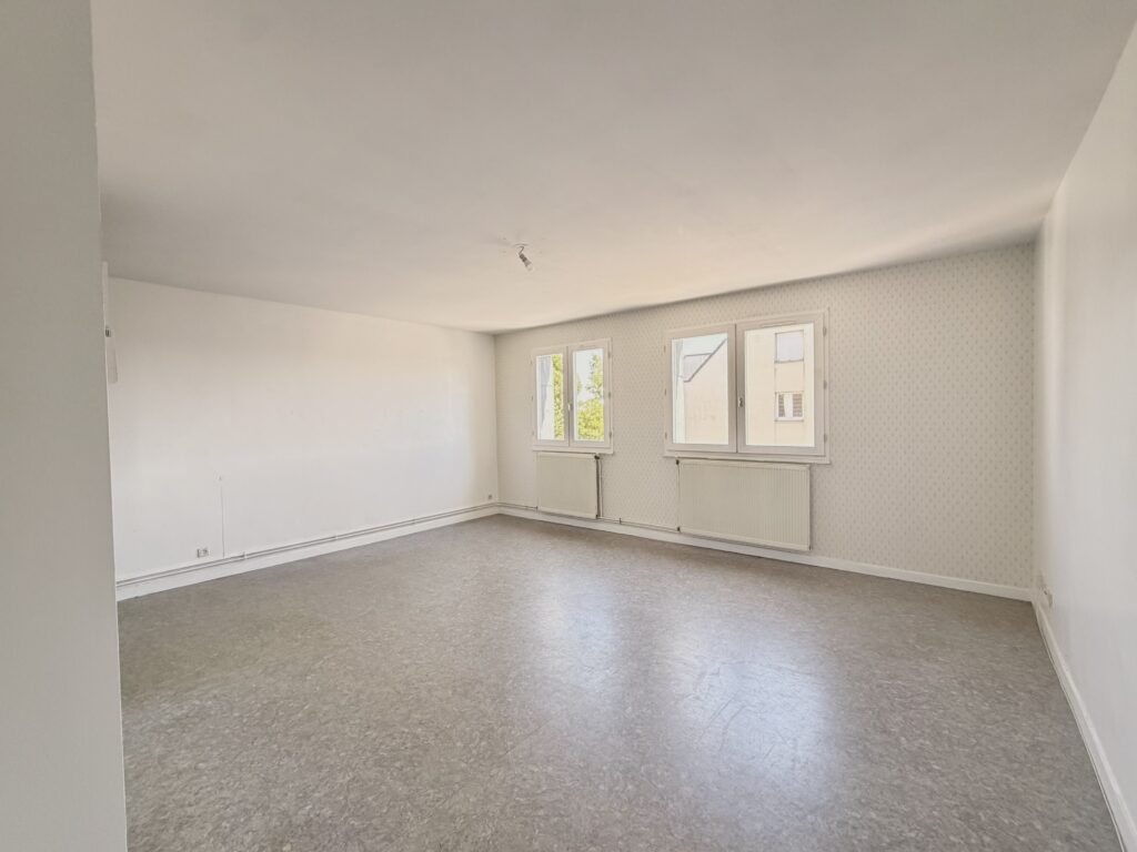 À vendre appartement 4 pièces 84 m² à LOOS