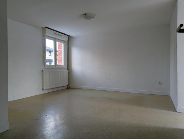 À vendre maison 3 pièces 65 m² à Lambres-lez-Douai