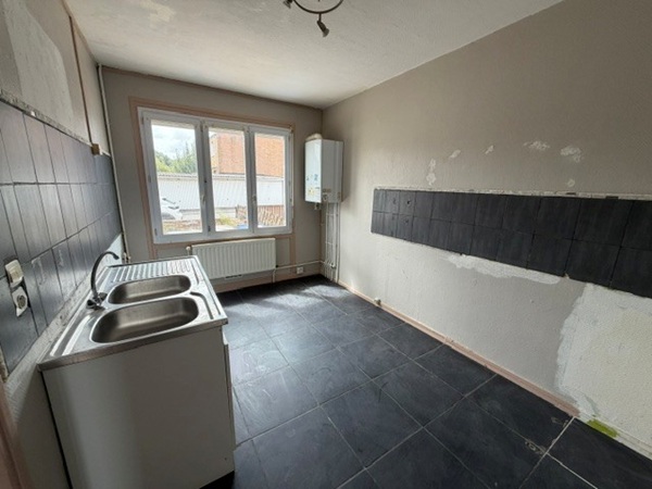 À vendre maison 5 pièces 76.11 m² à ST POL SUR MER